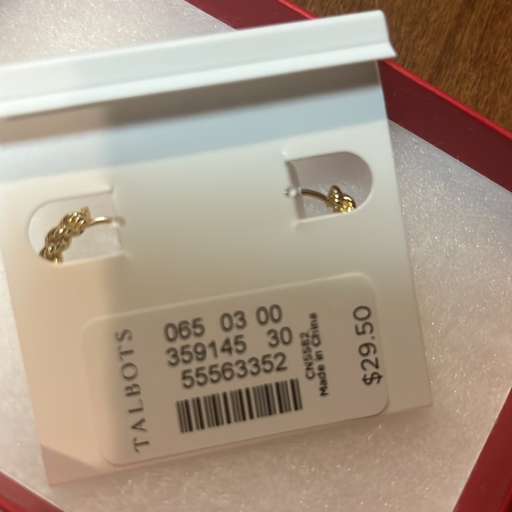 Talbots earrings new !! - Picture 2 of 4